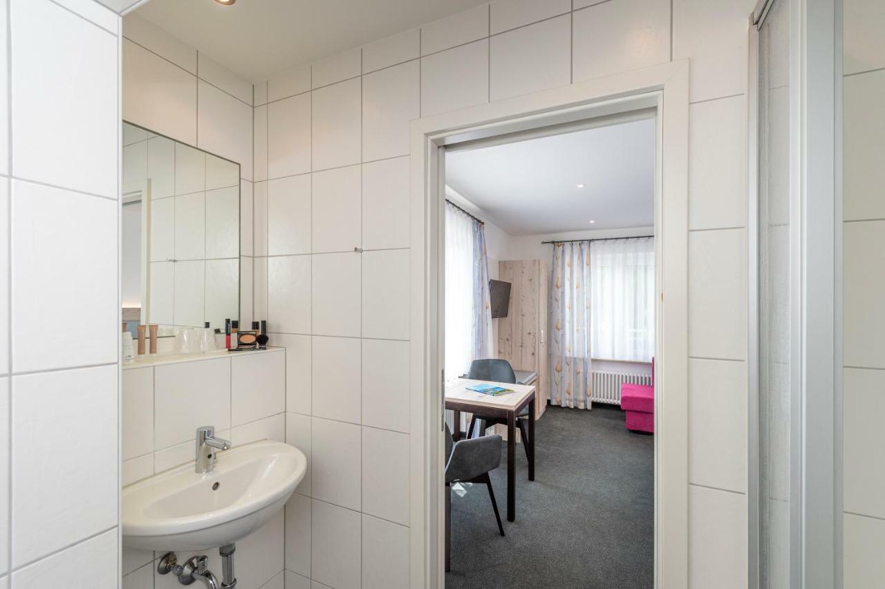 Gaestehaus Holzer Konstanz Oda fotoğraf